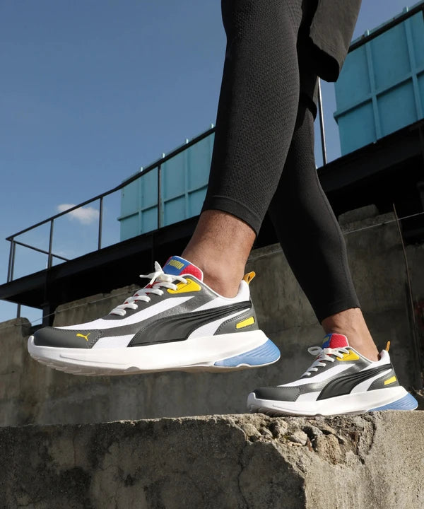 White shadow grey sneaker