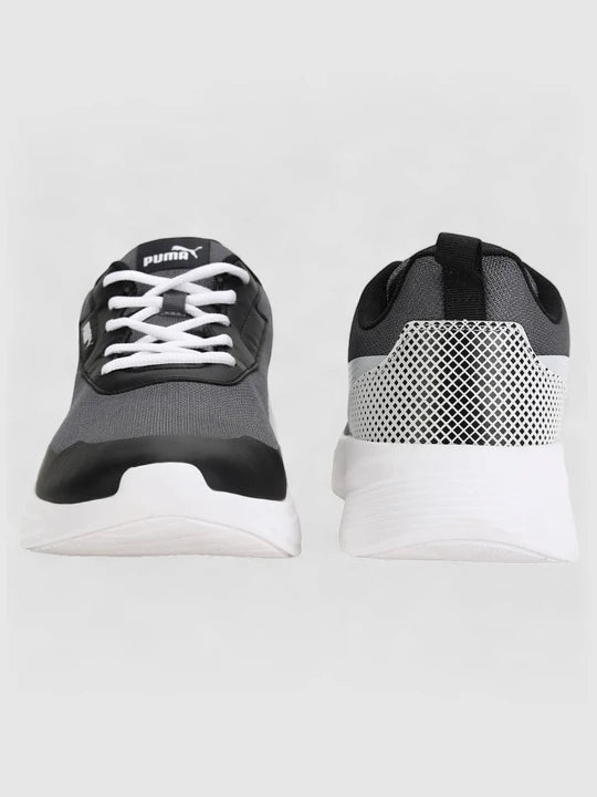 Puma Men Voltige Sneaker